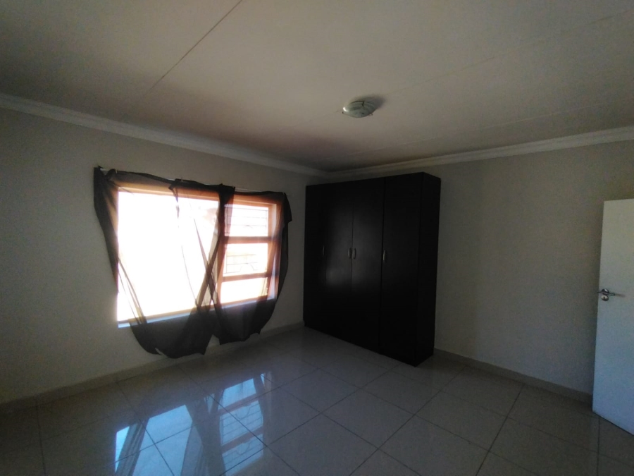 To Let 3 Bedroom Property for Rent in Harrismith Free State